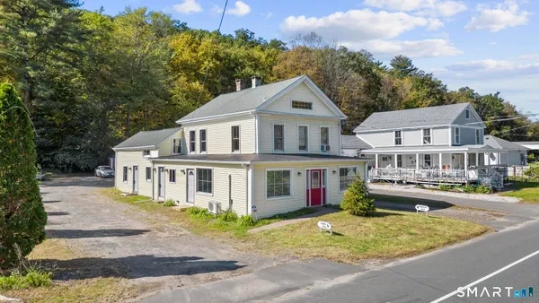 $515,900 | 433 Main Street, Pine Meadow, CT 06061