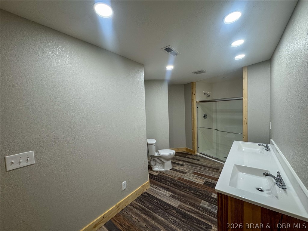 19655 Inlet Road Versailles, MO 65084 - Photo 19 of 66