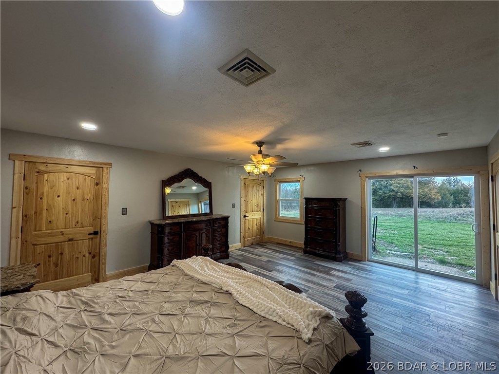 19655 Inlet Road Versailles, MO 65084 - Photo 22 of 66