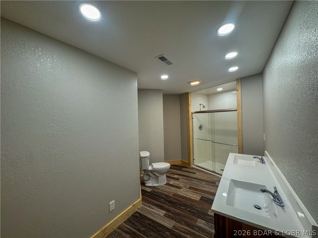 19655 Inlet Road Versailles, MO 65084 - Photo 25 of 66