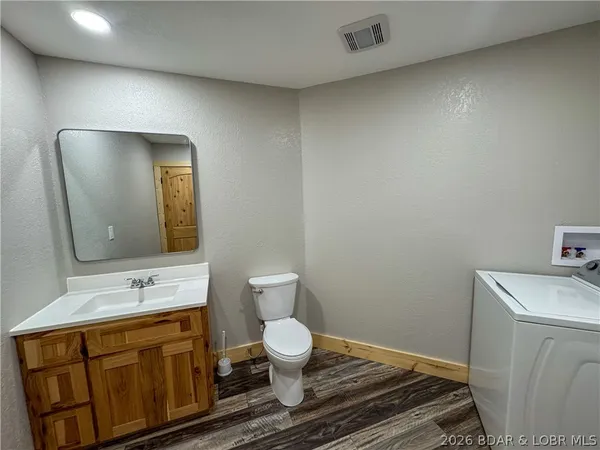 $499,900 | 19655 Inlet Road, Versailles, MO 65084