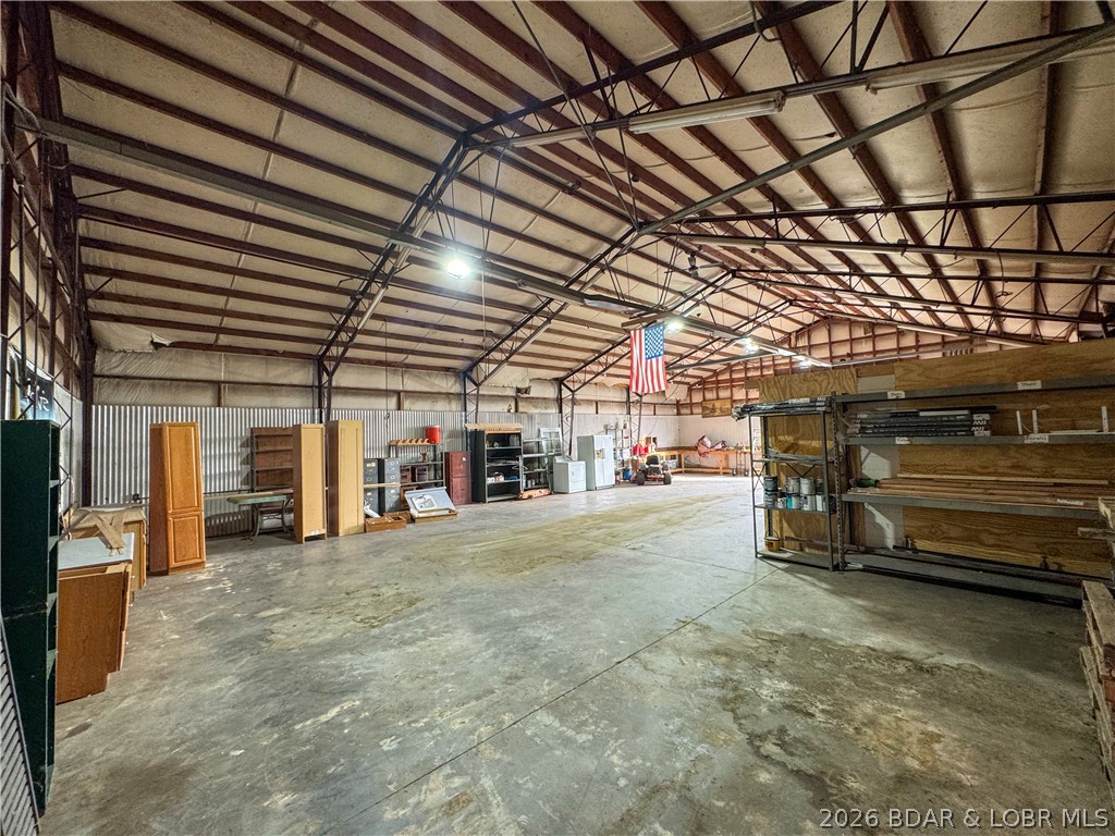 19655 Inlet Road Versailles, MO 65084 - Photo 40 of 58