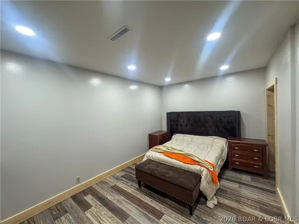 $549,900 | 19655 Inlet Road, Versailles, MO 65084