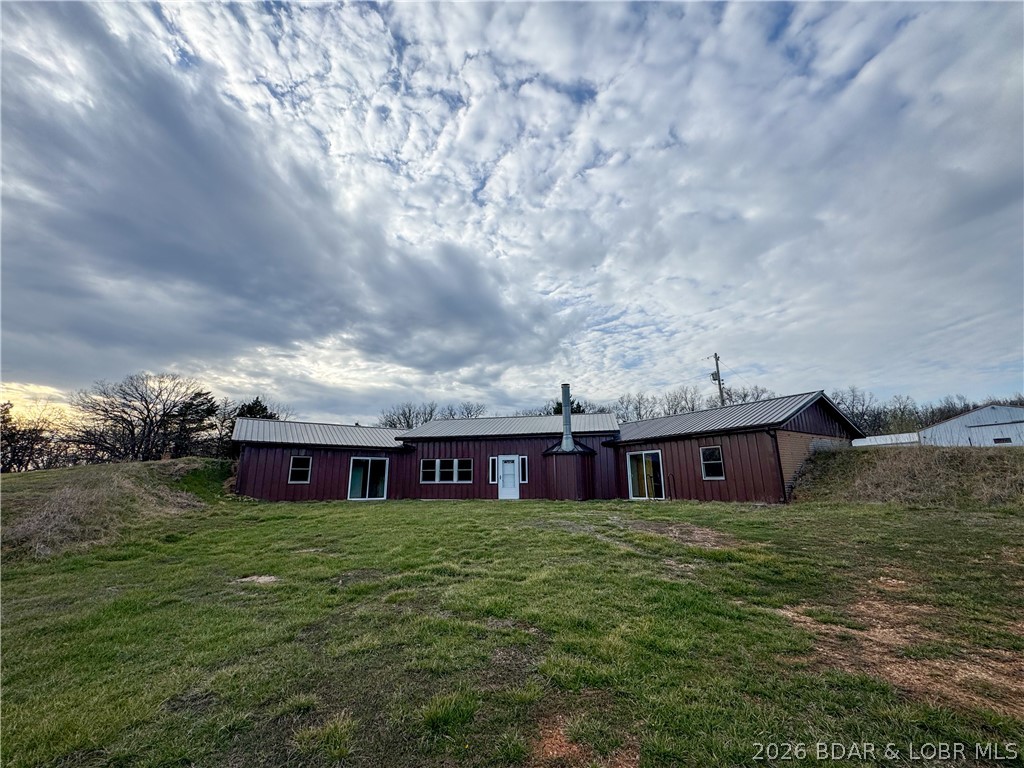 19655 Inlet Road Versailles, MO 65084 - Photo 58 of 66