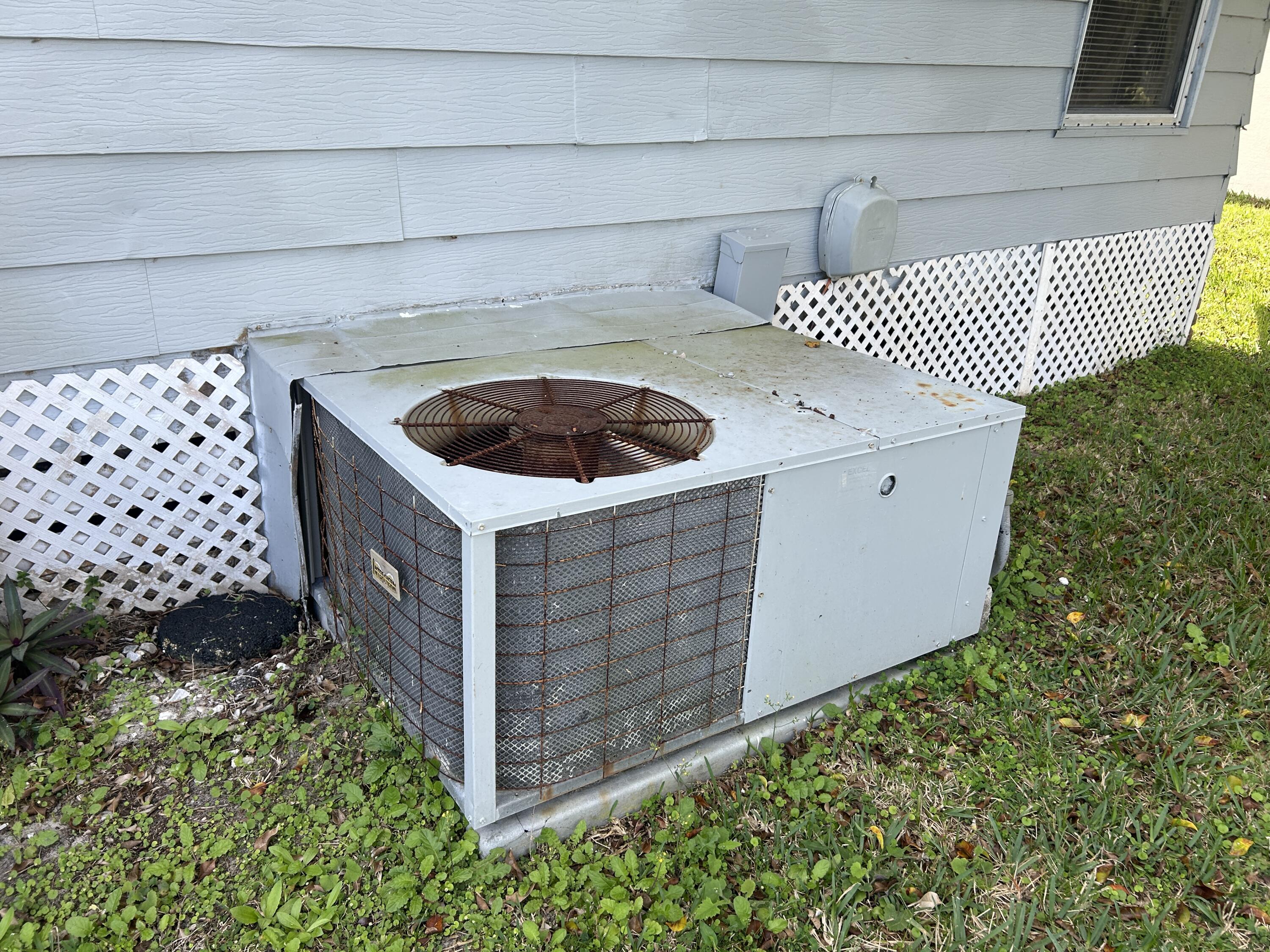 63 Ipanema Way Fort Pierce, FL 34951 - Photo 11 of 49 a kitchen view