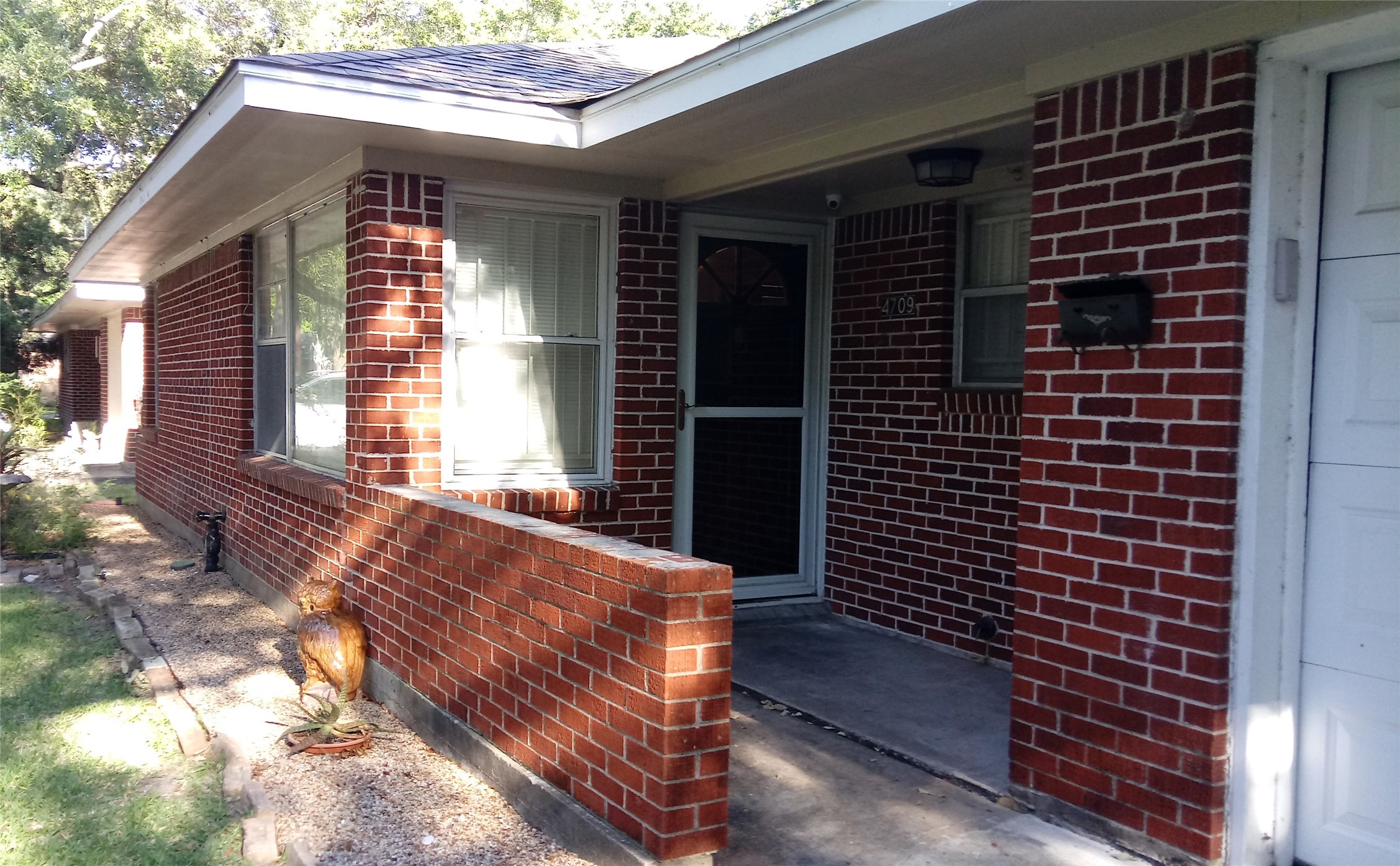 4709 Sanford Road Houston, TX 77035 - Photo 2 of 19 a view of backyard of house