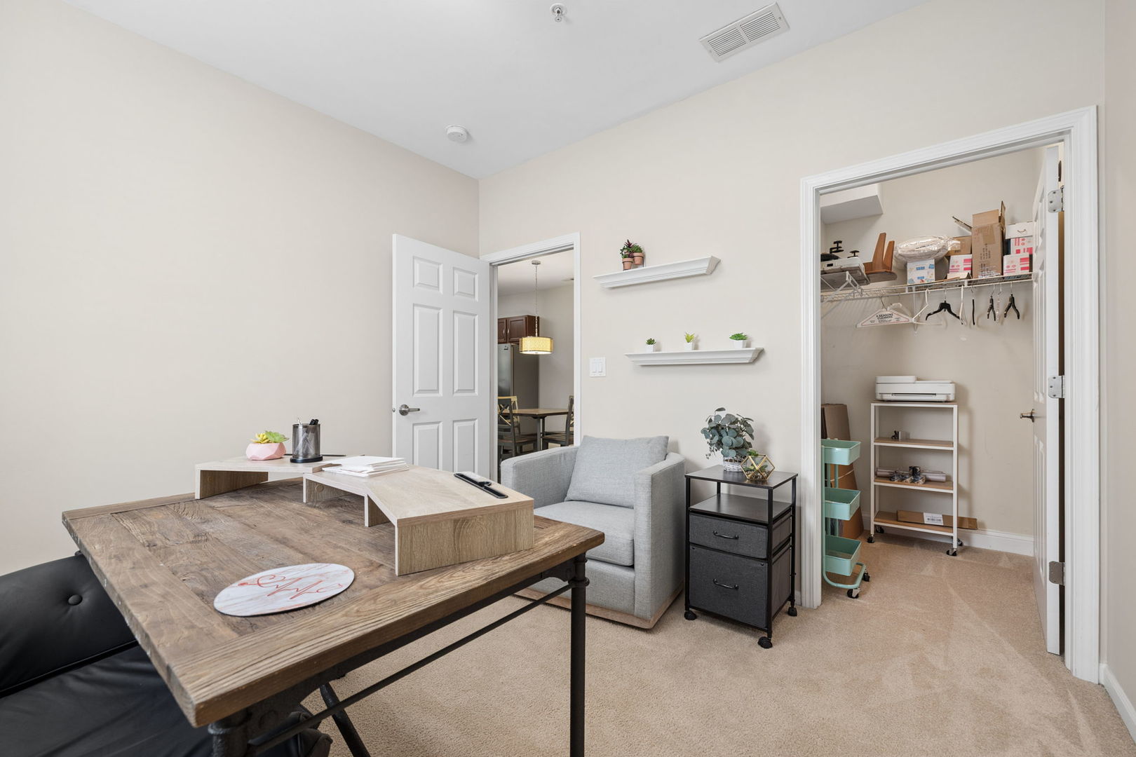 1032 Swift Road, Unit 1B Glen Ellyn, IL 60137 - Photo 15 of 19 Gallery Image 15
