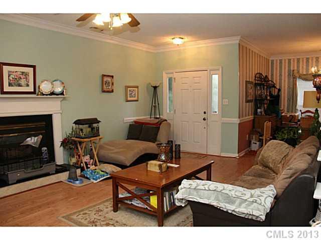 1234 Ridgebury Terrace Matthews, NC 28105 - Photo 3 of 14 Gallery Image 3