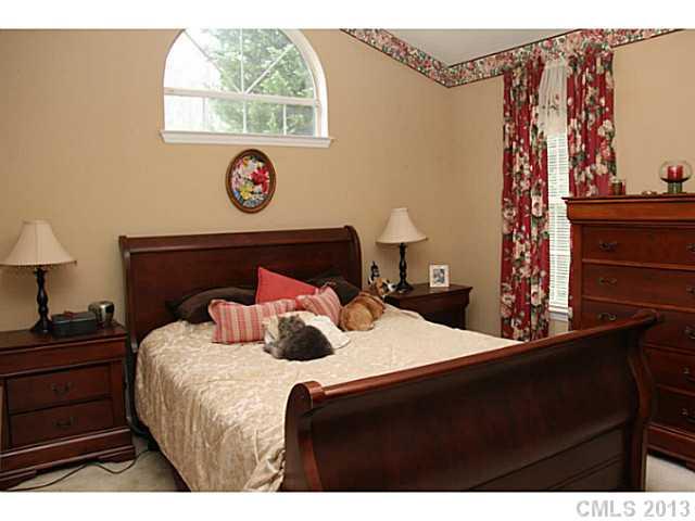 1234 Ridgebury Terrace Matthews, NC 28105 - Photo 7 of 14 Gallery Image 7