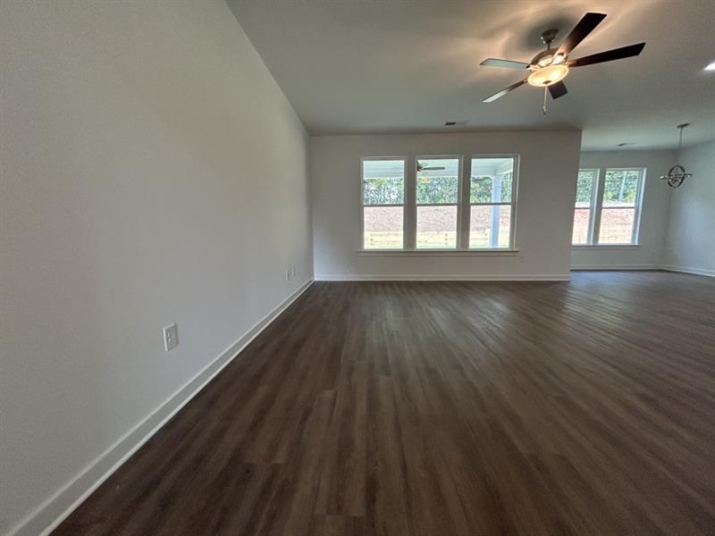 195 Annie Lane Statham, GA 30666 - Photo 3 of 44