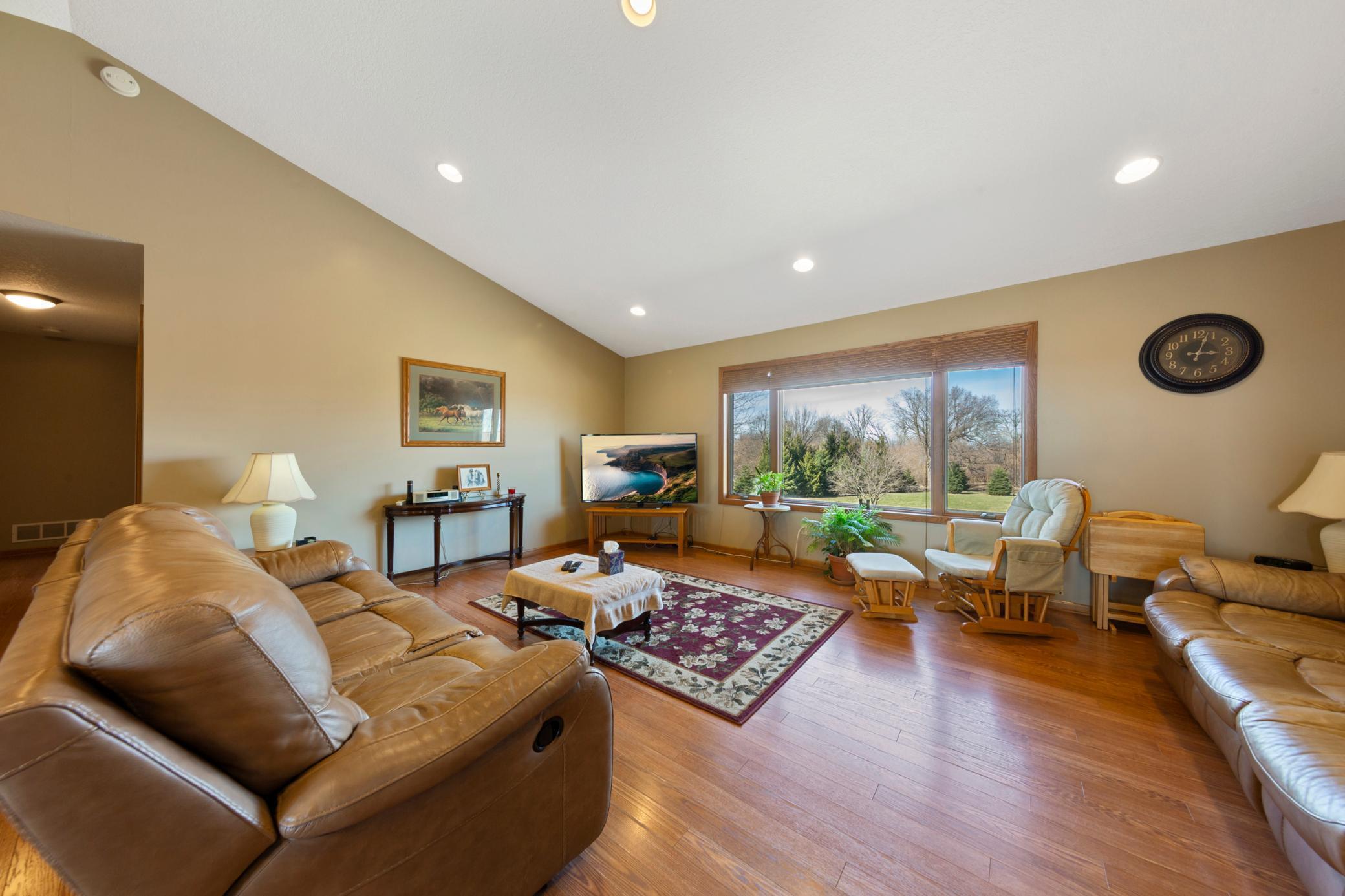 77728 325th Street Ellendale, MN 56026 - Photo 15 of 58