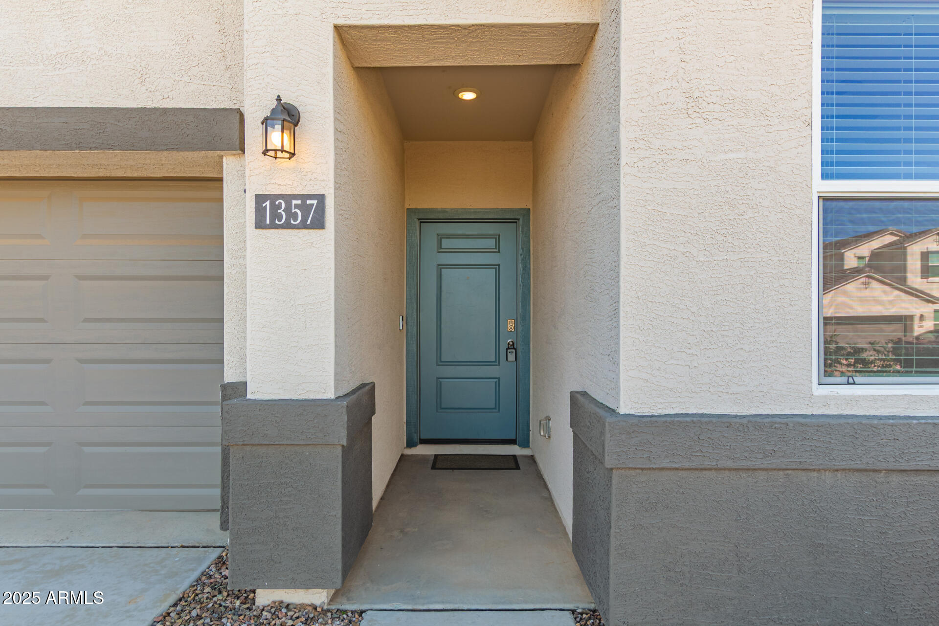 1357 East Chillingham Road San Tan Valley, AZ 85143 - Photo 7 of 32 a view of an empty room and window