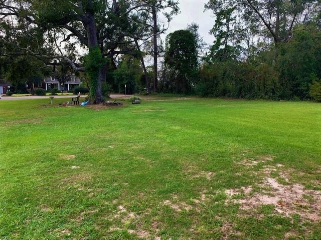 203 Perdido Avenue Fairhope, AL 36532 - Photo 1 of 6