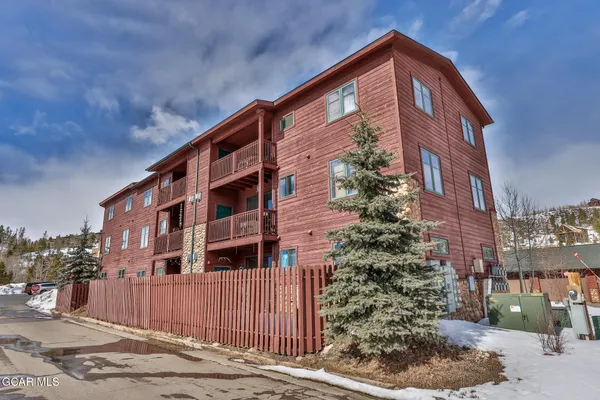 $495,000 | 203 Bella Vista Court, Unit 306, Grand Lake, CO 80447