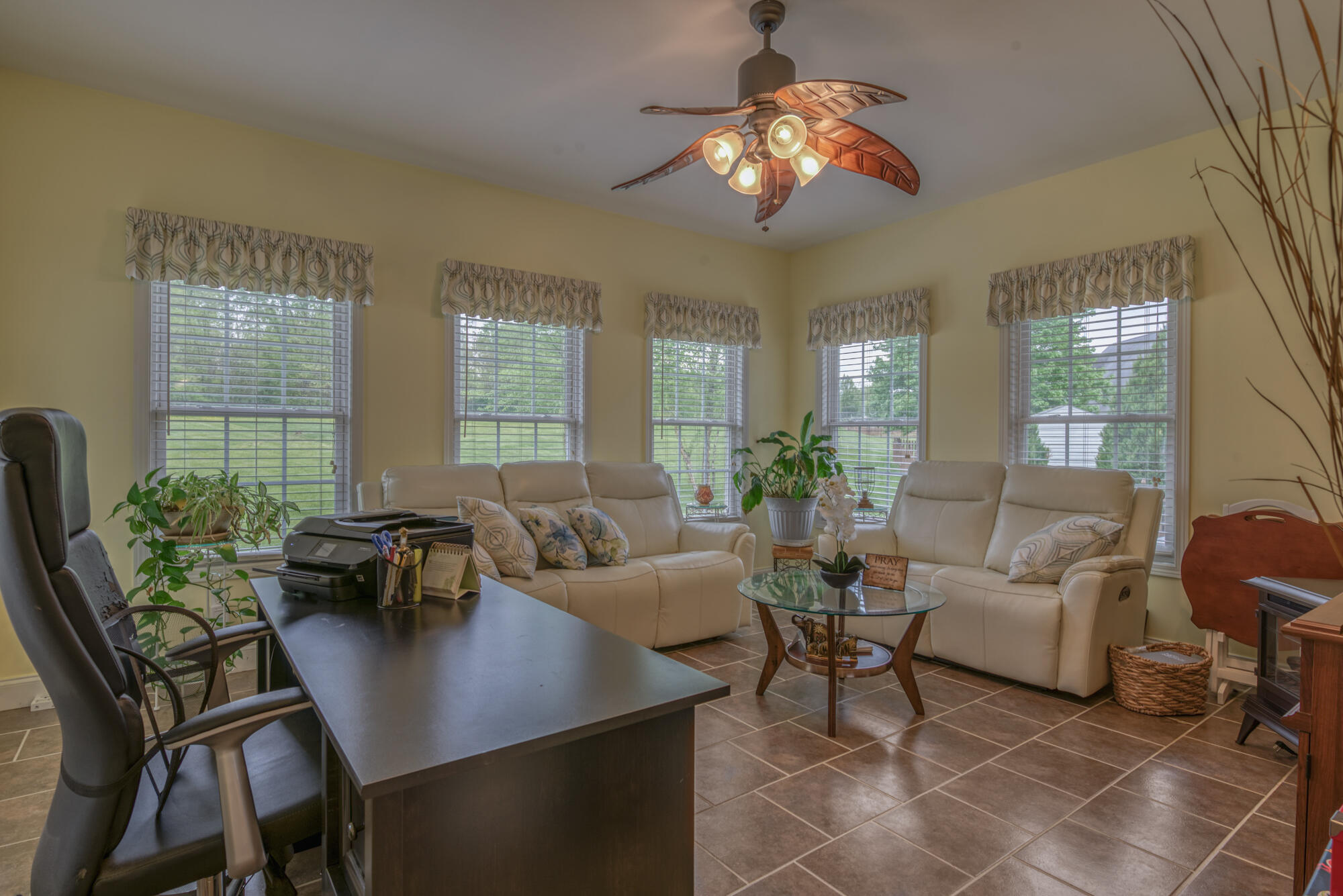 389 Harvest Road Bristol, VA 24201 - Photo 11 of 41 161_8029_15 copy
