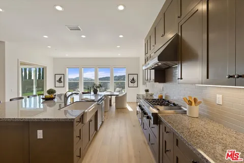 $2,000,000 | 11919 Ancona Way, Porter Ranch, CA 91326