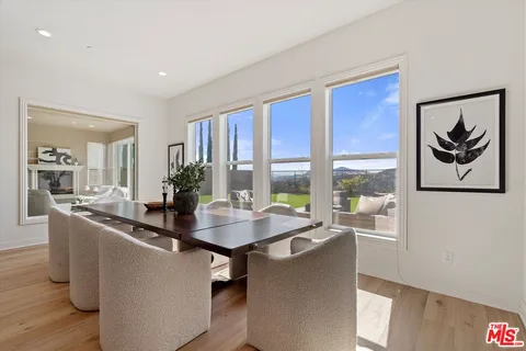 $2,000,000 | 11919 Ancona Way, Porter Ranch, CA 91326