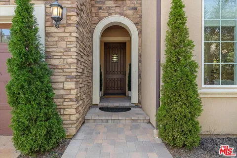 $2,000,000 | 11919 Ancona Way, Porter Ranch, CA 91326