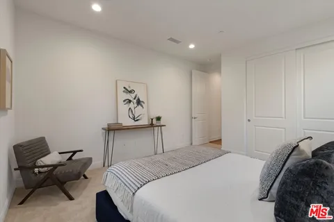 $2,000,000 | 11919 Ancona Way, Porter Ranch, CA 91326