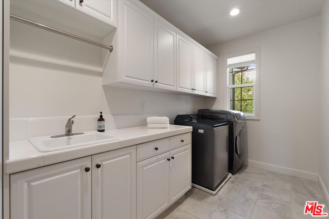 11919 Ancona Way Porter Ranch, CA 91326 - Photo 29 of 47