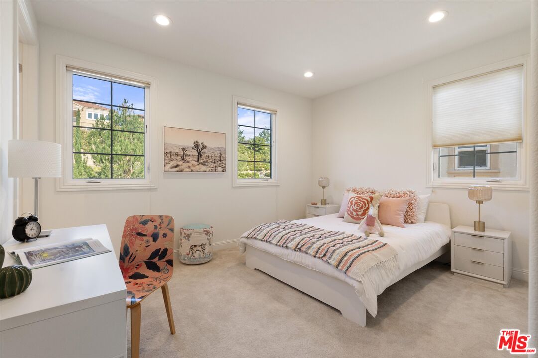 11919 Ancona Way Porter Ranch, CA 91326 - Photo 30 of 47