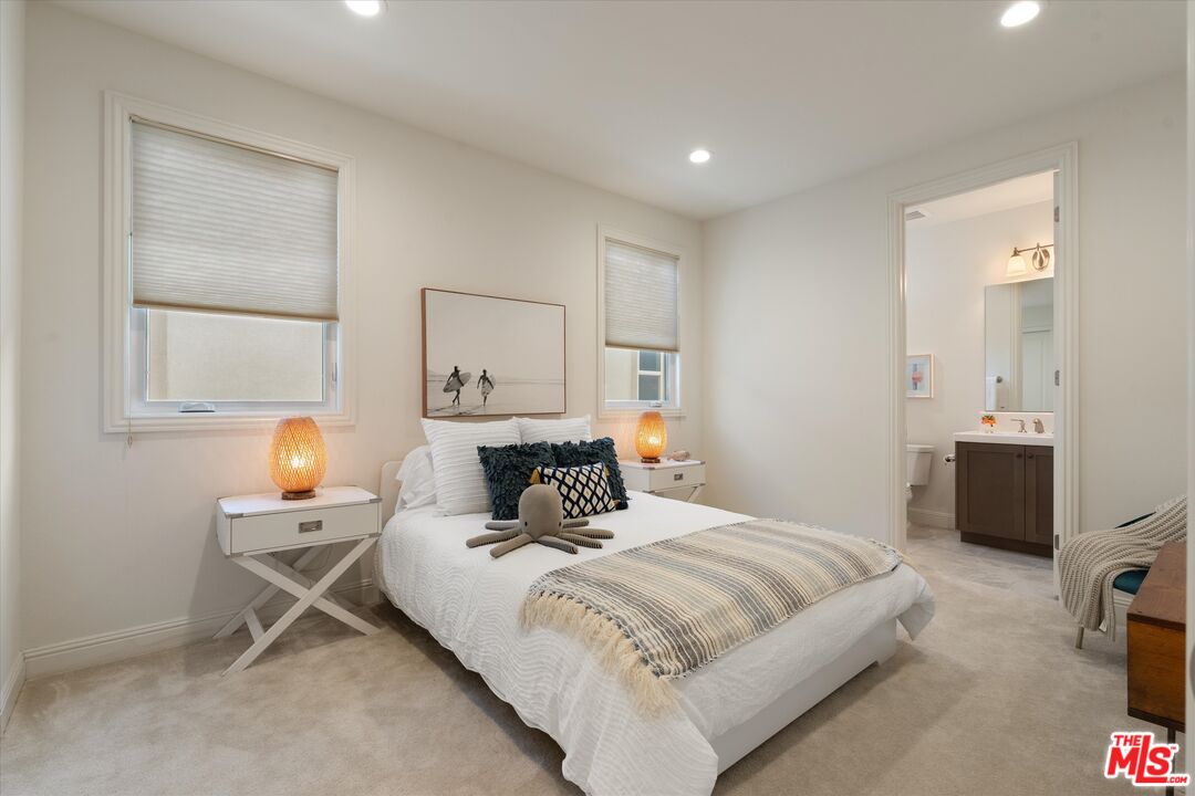 11919 Ancona Way Porter Ranch, CA 91326 - Photo 33 of 47