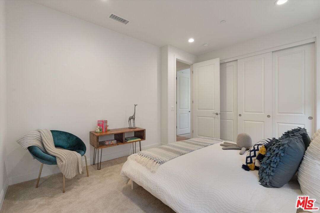 11919 Ancona Way Porter Ranch, CA 91326 - Photo 35 of 47