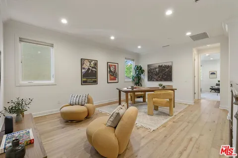 $2,000,000 | 11919 Ancona Way, Porter Ranch, CA 91326