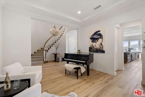 $2,000,000 | 11919 Ancona Way, Porter Ranch, CA 91326