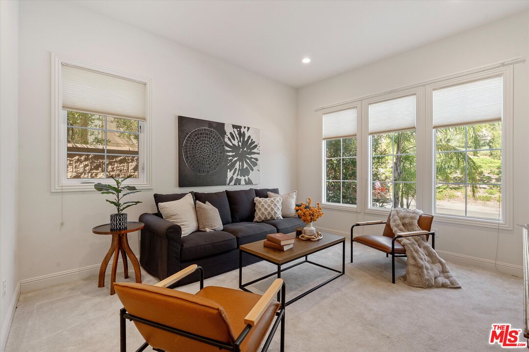 11919 Ancona Way Porter Ranch, CA 91326 - Photo 6 of 47