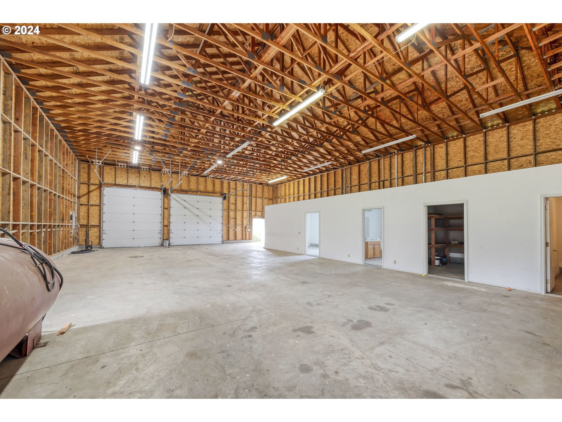 35741 Spring Hill Road Creswell, OR 97426 - Photo 44 of 47