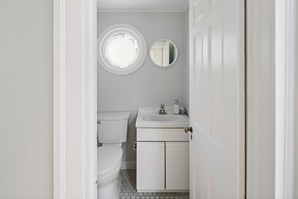 228 Islington Road Newton, MA 02466 - Photo 15 of 29 a utility room with dryer and washer