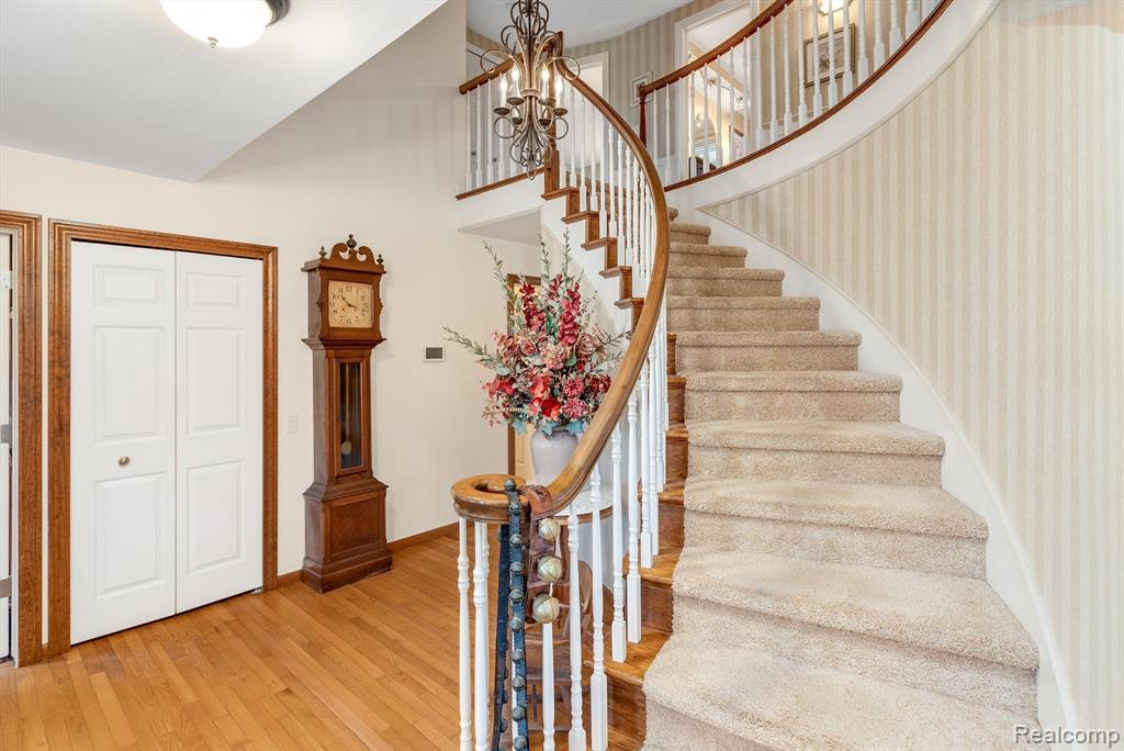 682 Heritage Lane Rochester Hills, MI 48309 - Photo 8 of 88