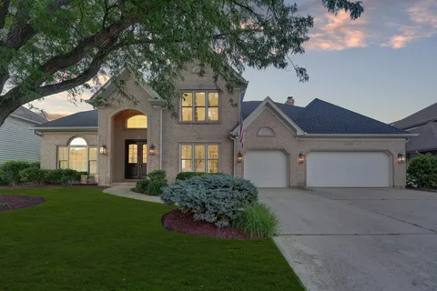 $1,295,000 | 1564 White Eagle Drive, Naperville, IL 60564