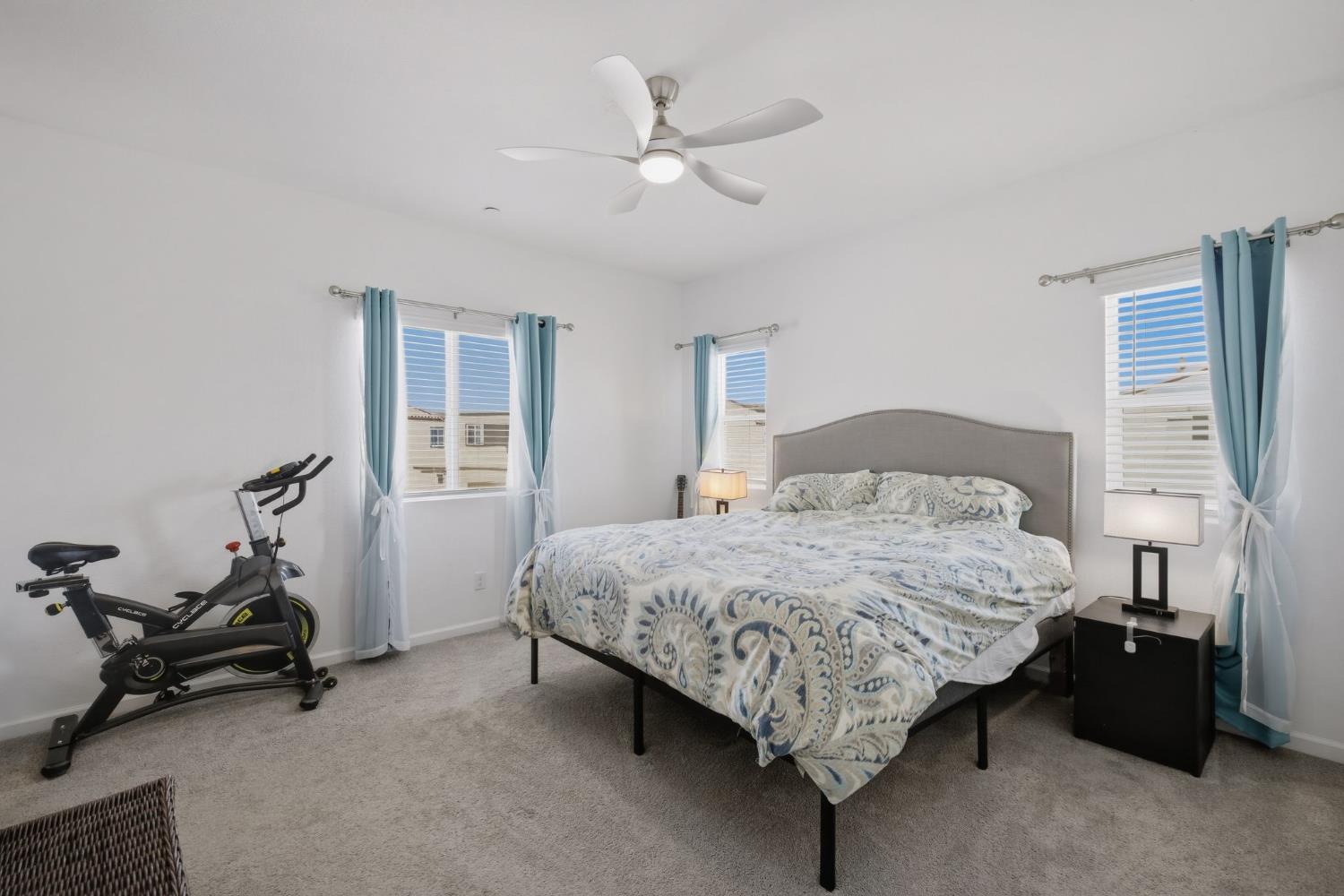 12201 Encanto Way Rancho Cordova, CA 95742 - Photo 22 of 38