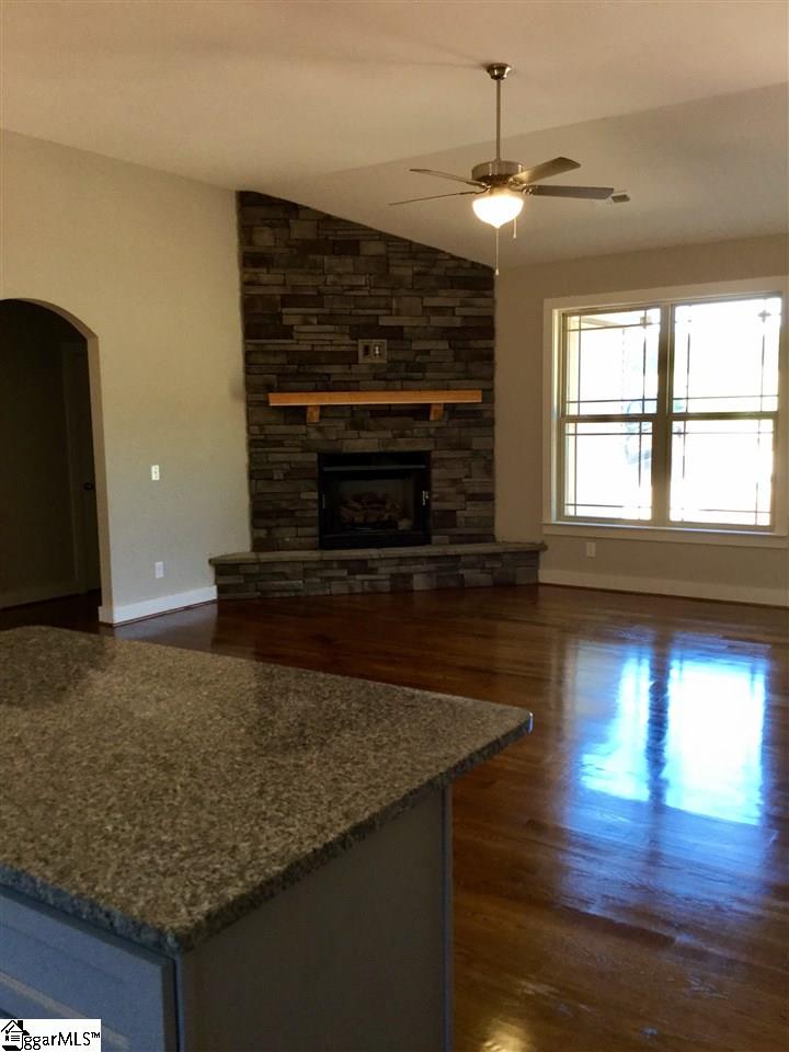 428 East Church Road Easley, SC 29642 - Photo 3 of 19 Gallery Image 3