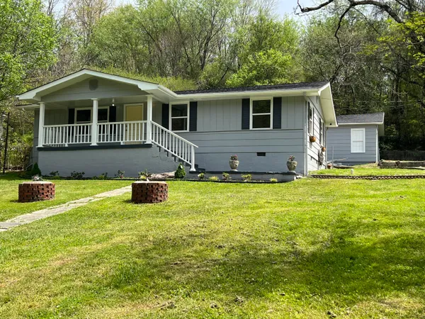 $1,950 | 132 Hogan Road, Rossville, GA 30741
