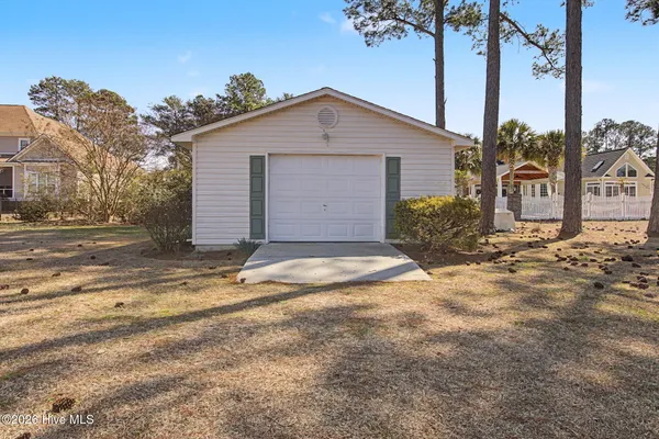 $659,000 | 76 Wrexham Road, Elizabethtown, NC 28337