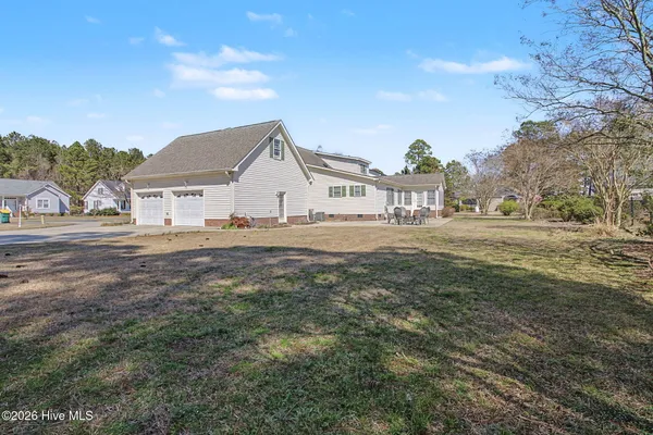 $659,000 | 76 Wrexham Road, Elizabethtown, NC 28337