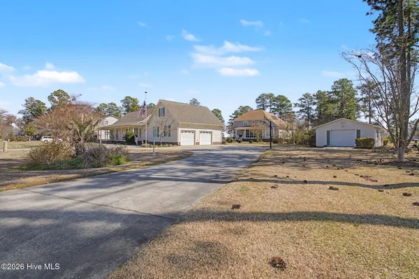 $659,000 | 76 Wrexham Road, Elizabethtown, NC 28337