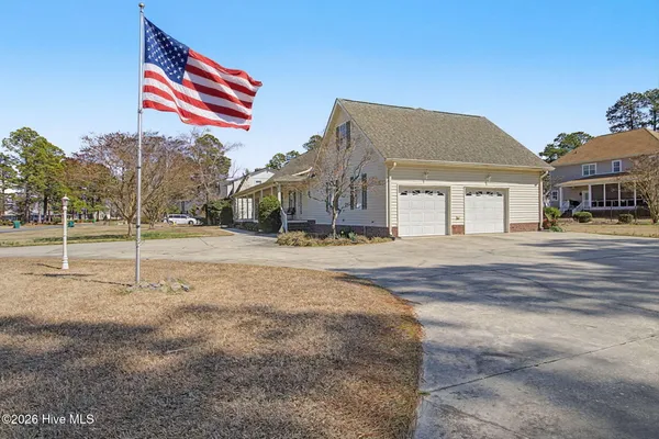 $659,000 | 76 Wrexham Road, Elizabethtown, NC 28337