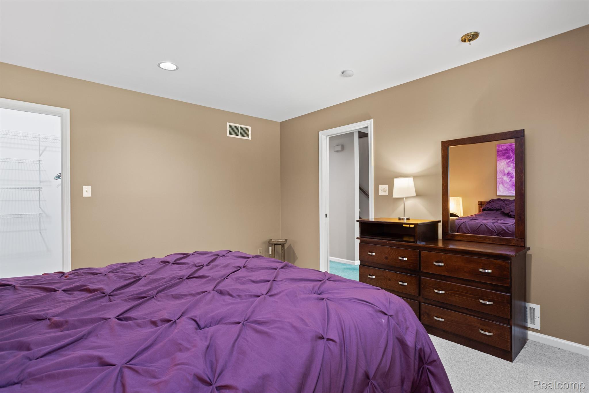 3068 Rivers Edge Drive North Wayne, MI 48184 - Photo 42 of 47 Gallery Image 42