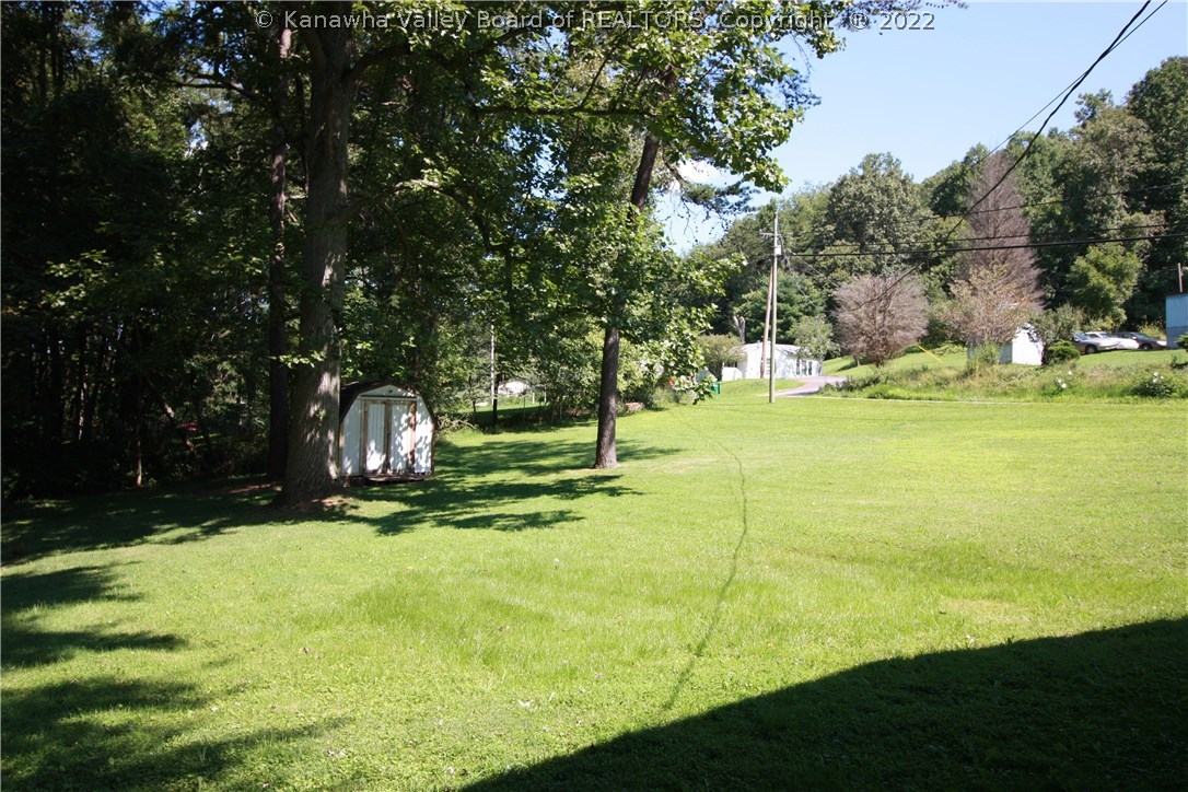 1439 Rocky Step Road Scott Depot, WV 25560 - Photo 11 of 30 Gallery Image 11