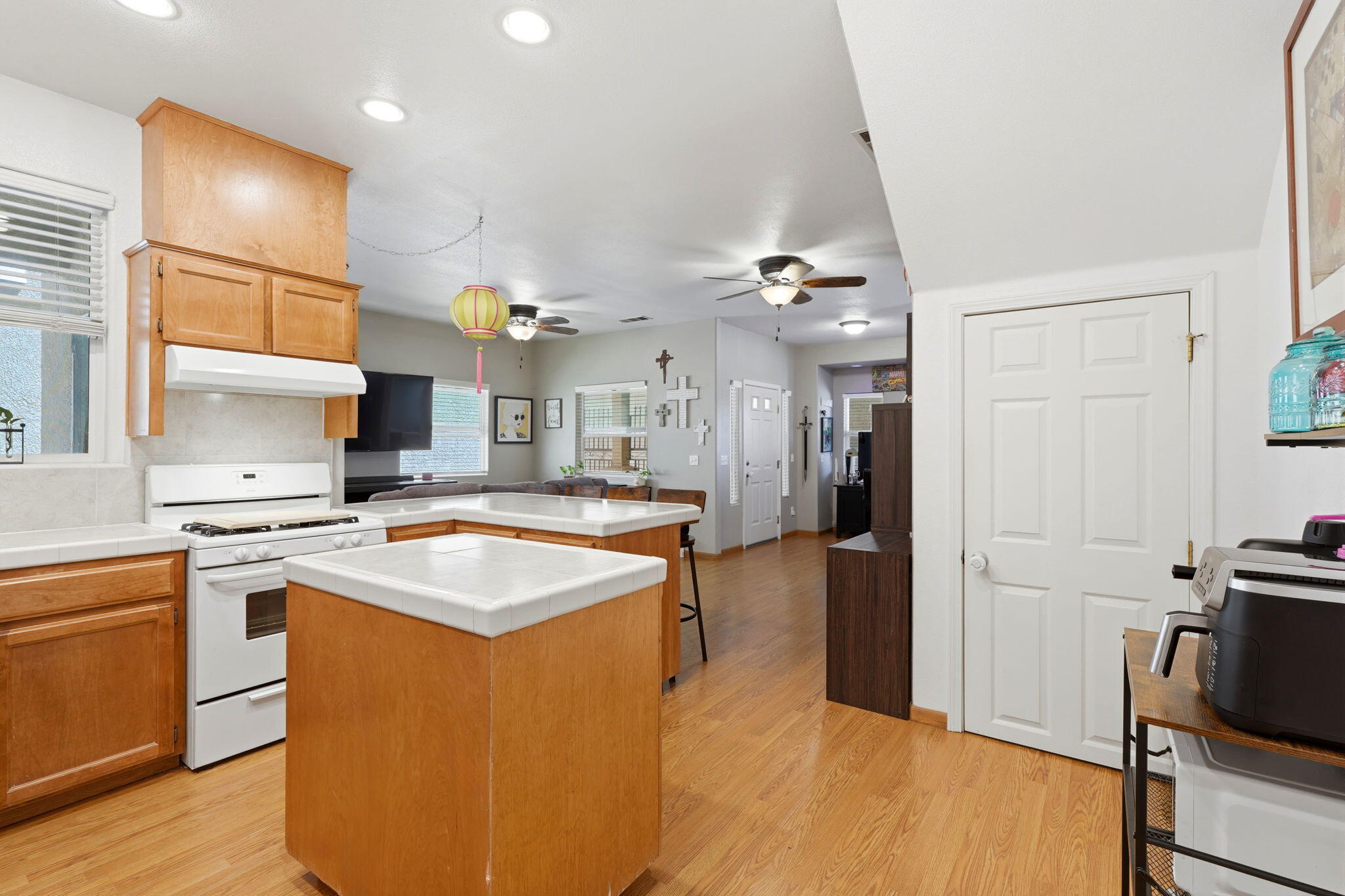 142 South Filbert Road Exeter, CA 93221 - Photo 15 of 41 15-142_S_Filbert_Rd_016