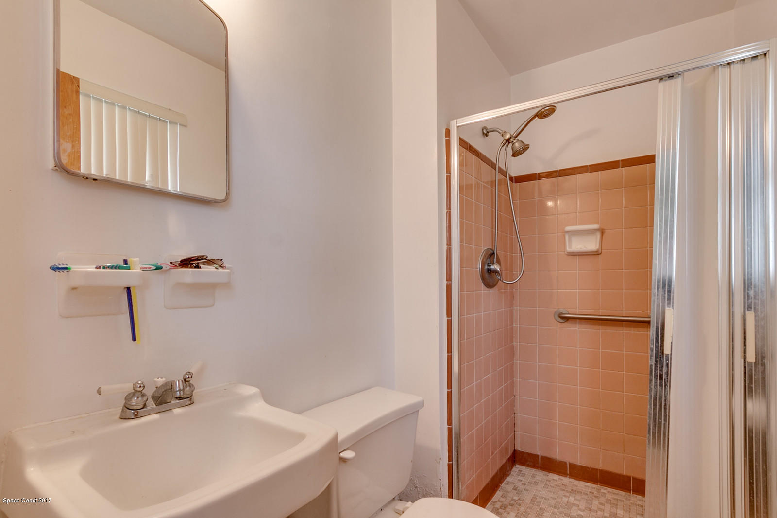 1108 Hickory Lane Cocoa, FL 32922 - Photo 5 of 7 08_1108HickoryLn-8_mls