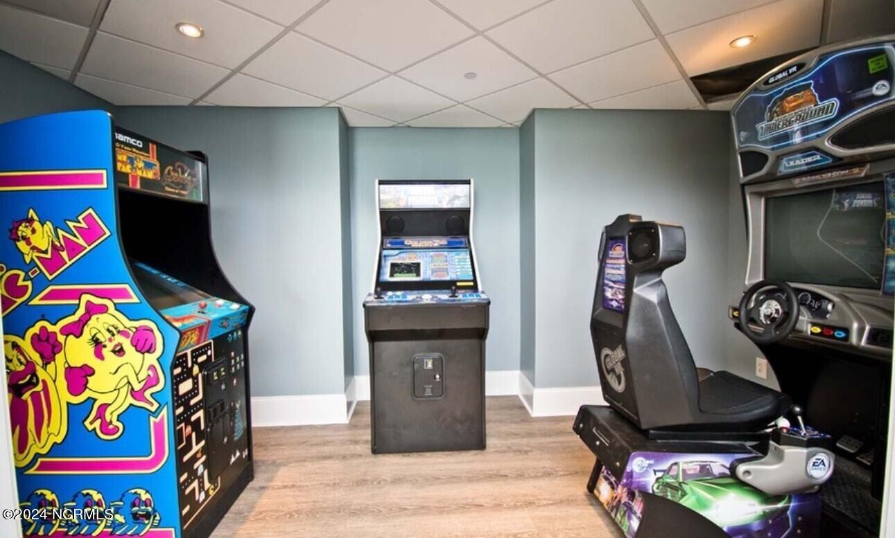 1435 Salter Path Road, Unit J6 Indian Beach, NC 28512 - Photo 26 of 39 game room