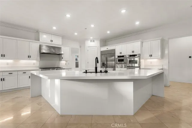 $3,000,000 | 18665 Seabiscuit Run, Yorba Linda, CA 92886