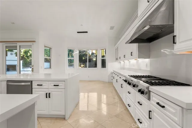 $3,000,000 | 18665 Seabiscuit Run, Yorba Linda, CA 92886