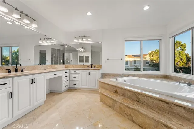 $3,000,000 | 18665 Seabiscuit Run, Yorba Linda, CA 92886