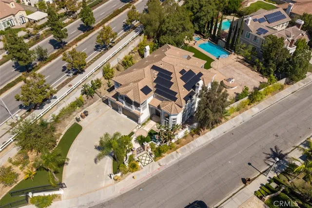 $3,000,000 | 18665 Seabiscuit Run, Yorba Linda, CA 92886